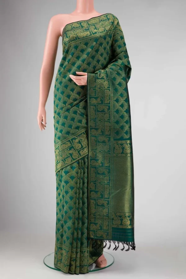 Green Dual Tone Kanchipuram Silk Saree(2)