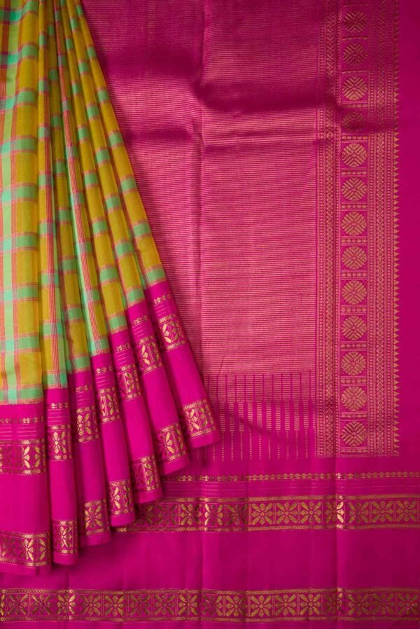 Yellow and Sea Green Kanchipuram Silk Saree Yellow and Sea Green Kanchipuram Silk Saree