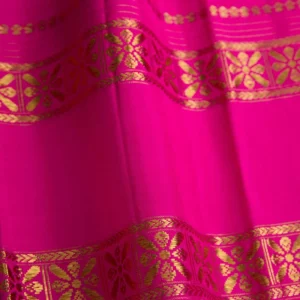 Yellow and Sea Green Kanchipuram Silk Saree - Image 6